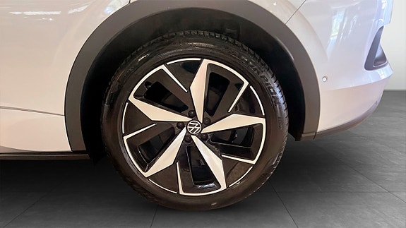 Volkswagen ID.5 GTX 6 of 13