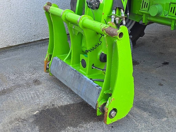 Merlo TF 38.10 4 of 11