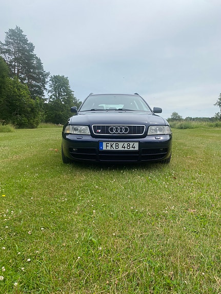 Audi S4 9 of 21