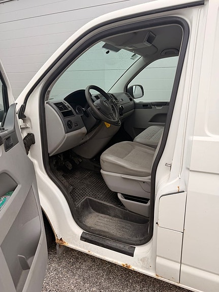 Volkswagen Transporter 17 of 23