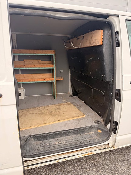 Volkswagen Transporter 12 of 23