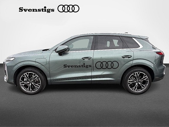 Audi Q3 4 of 5