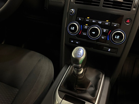 Land Rover Discovery Sport 22 of 30