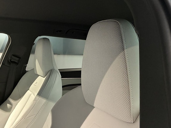 Audi A6 17 of 21