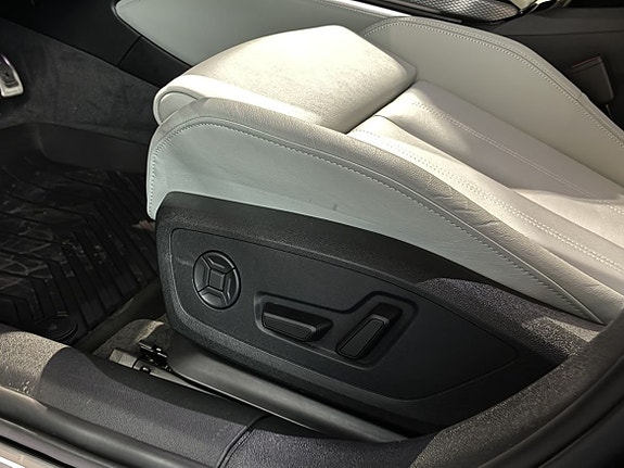 Audi A6 14 of 21