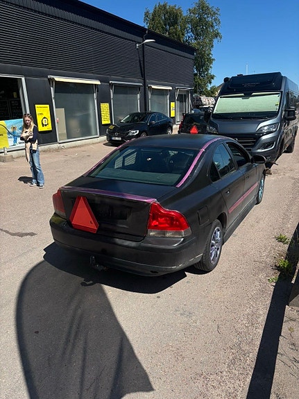 Volvo S60 6 of 9