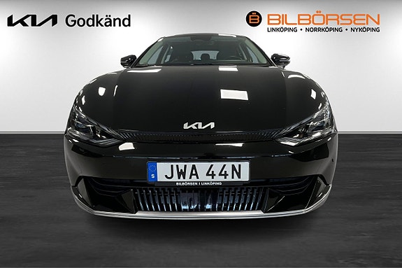 Kia EV6 2 of 14