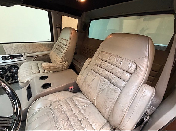 Chevrolet C1500 6 of 9