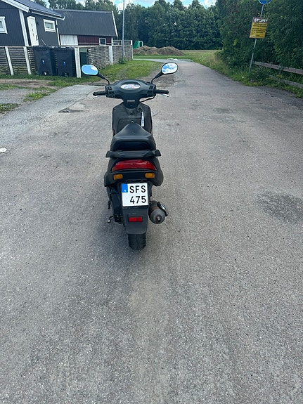 Kymco Fever zx sc 2 of 5