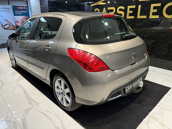 Peugeot 308 3 of 24