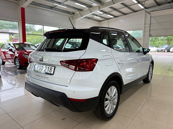 Seat Arona 4 of 13
