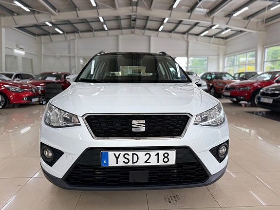 Seat Arona 2 of 13