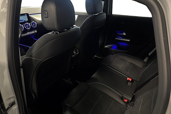 Mercedes-Benz GLA250 e 13 of 19