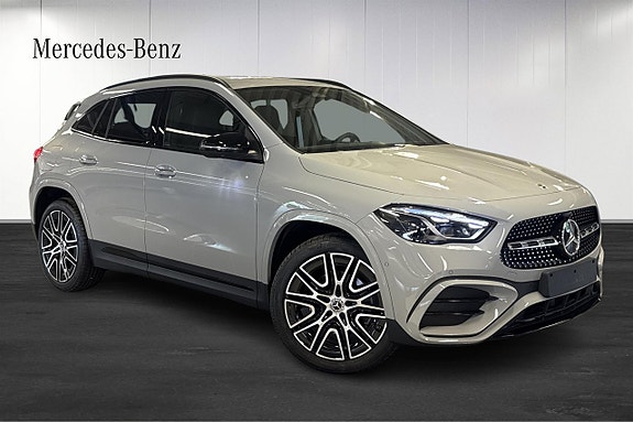 Mercedes-Benz GLA250 e 2 of 5