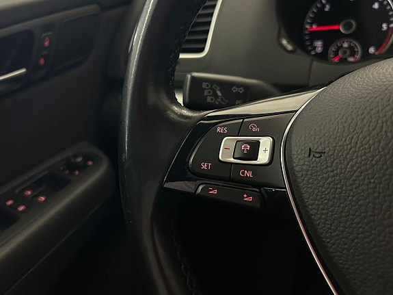 Volkswagen Sharan 5 of 16