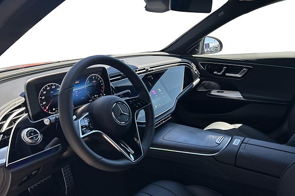 Mercedes-Benz E300 de 10 of 12