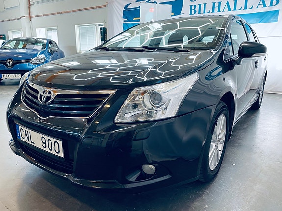Toyota Avensis 5 of 5
