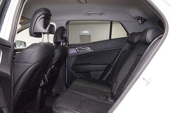 Kia Sportage 22 of 27