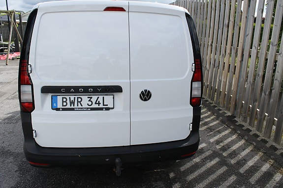 Volkswagen Caddy Maxi 4 of 5