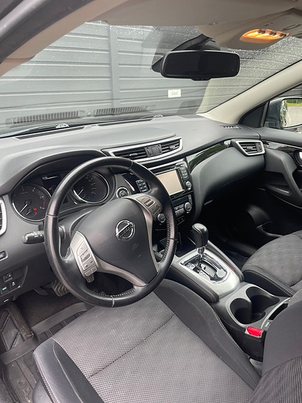 Nissan Qashqai 3 of 5