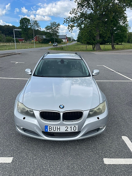 BMW 318d 7 of 13