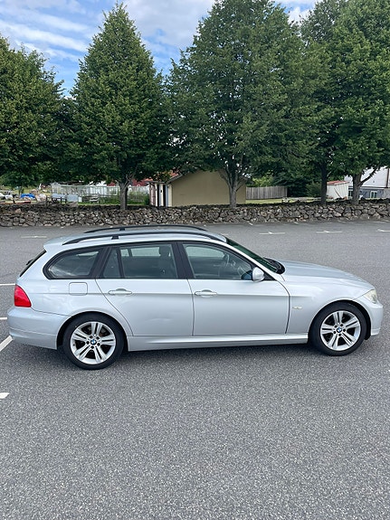 BMW 318d 5 of 5