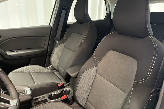 Renault Captur 16 of 18
