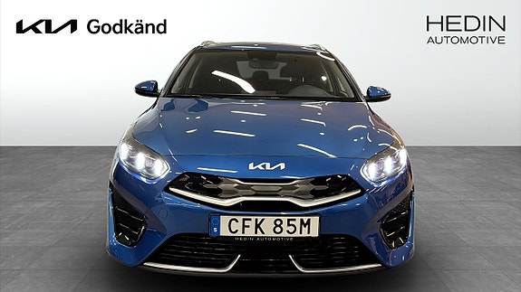 Kia Ceed 2 of 12