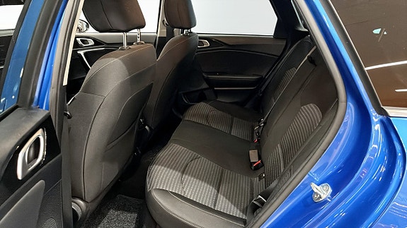 Kia Ceed 9 of 12