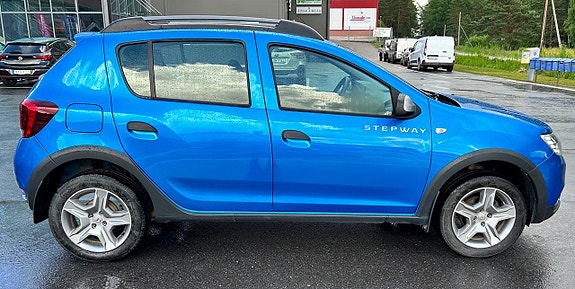 Dacia Sandero Stepway 4 of 5