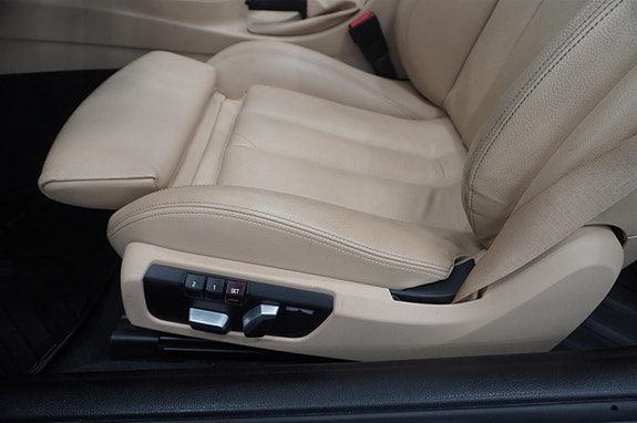 BMW 430i 9 of 23