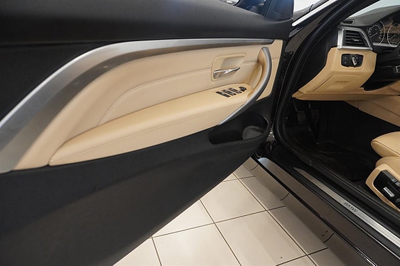 BMW 430i 11 of 23