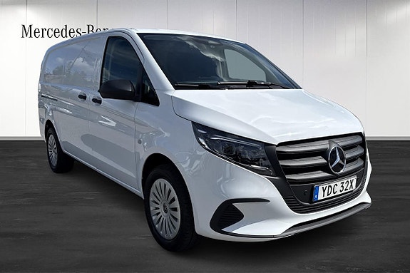 Mercedes-Benz Vito 108 3 of 5