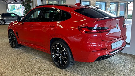 BMW X4 2 of 14