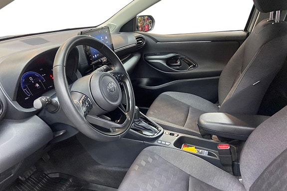 Toyota Yaris 14 of 21