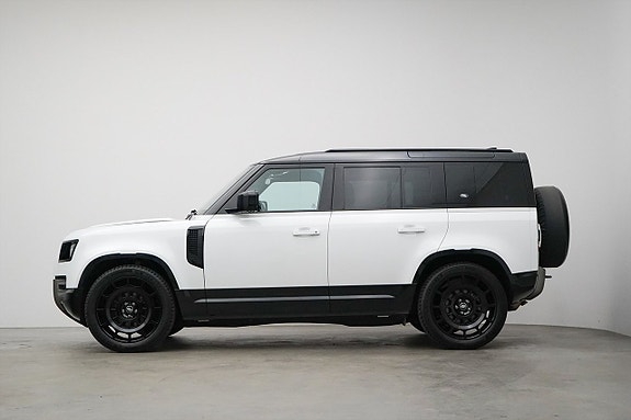 Land Rover Defender 110 3 of 23