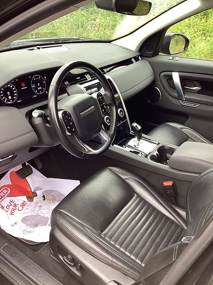 Land Rover Discovery Sport 8 of 17