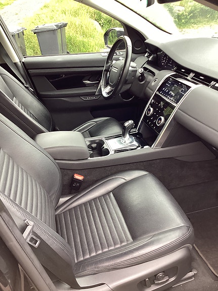 Land Rover Discovery Sport 5 of 5