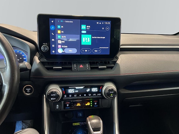 Toyota RAV4 Plug-in Hybrid 15 of 24