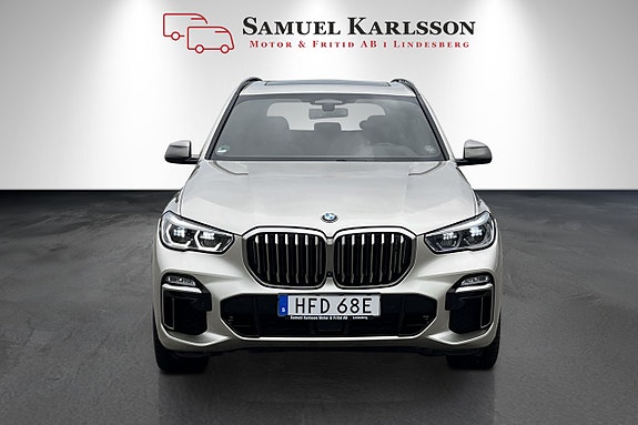 BMW X5 M 8 of 25