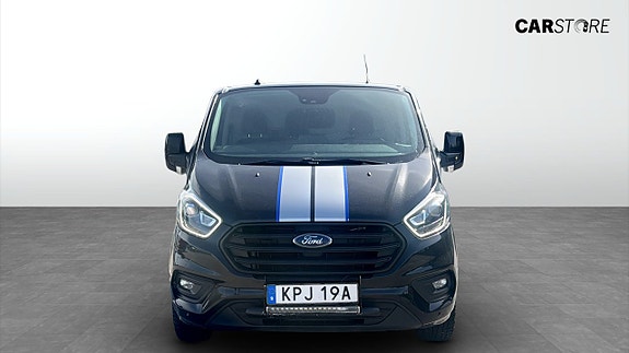 Ford Transit Custom 8 of 14