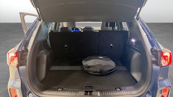 Ford Kuga 10 of 19
