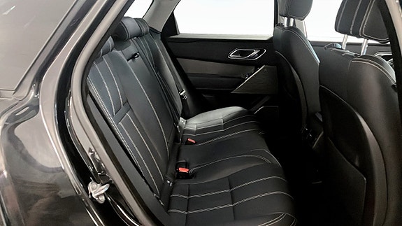 Land Rover Range Rover Velar 5 of 5