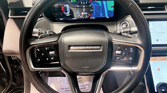 Land Rover Range Rover Velar 14 of 25