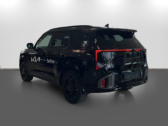 Kia Seltos 6 of 18