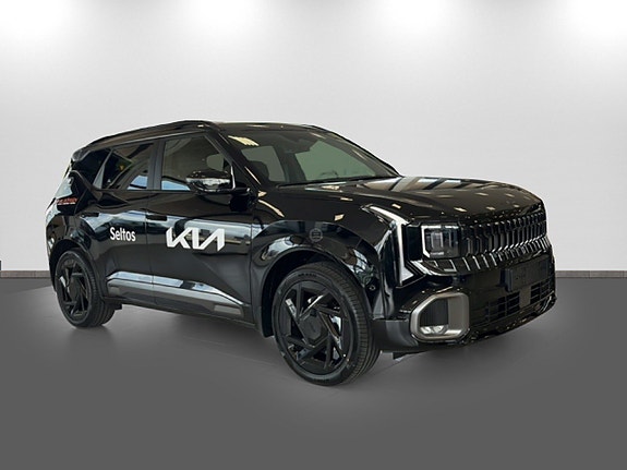 Kia Seltos 3 of 18