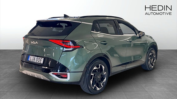 Kia Sportage 2 of 5