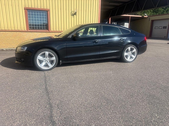 Audi A5 2 of 4