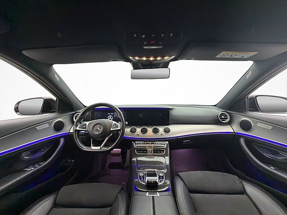 Mercedes-Benz E200 14 of 30