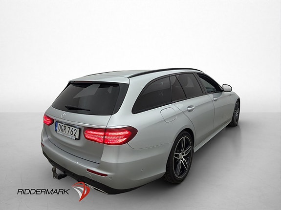 Mercedes-Benz E200 8 of 30